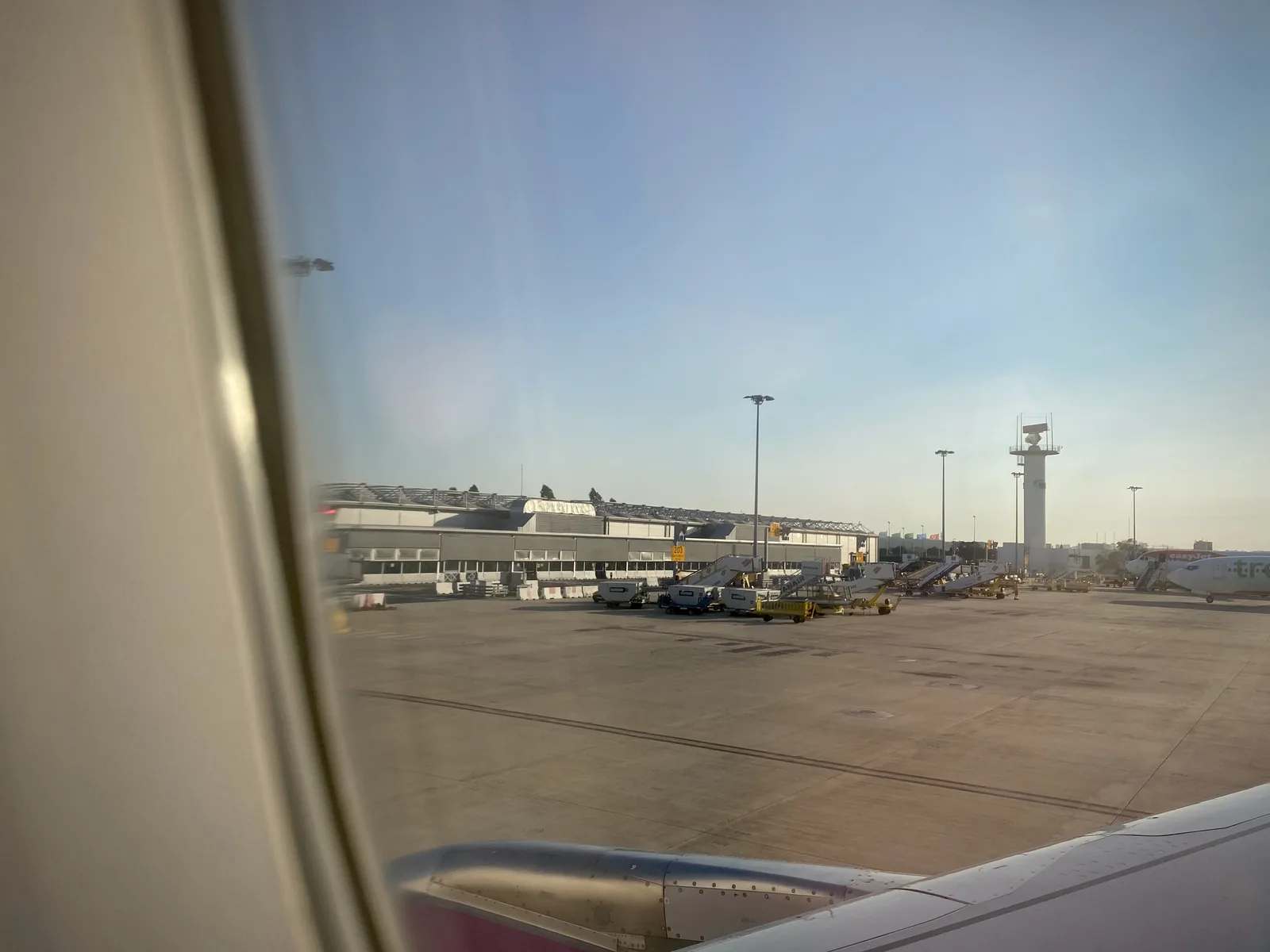 Lisbon Airport — Complete Guide